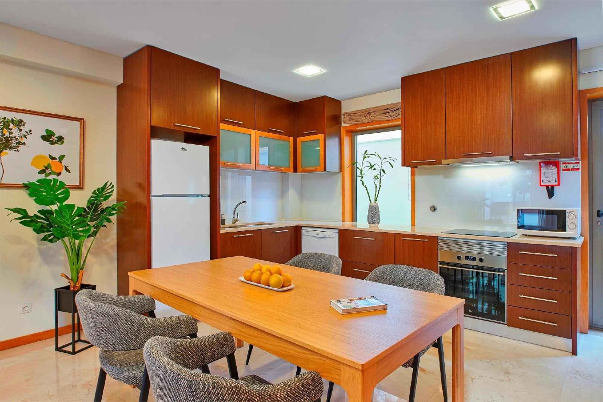 Вилла Beautiful Town Centre Townhouse With Shared Pool Тавира Экстерьер фото